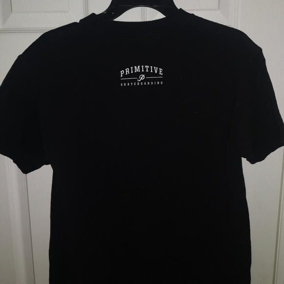 Primitive T-shirt - Picture 2 of 3